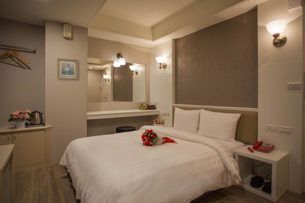 Showart Hotel Taipei Exterior photo