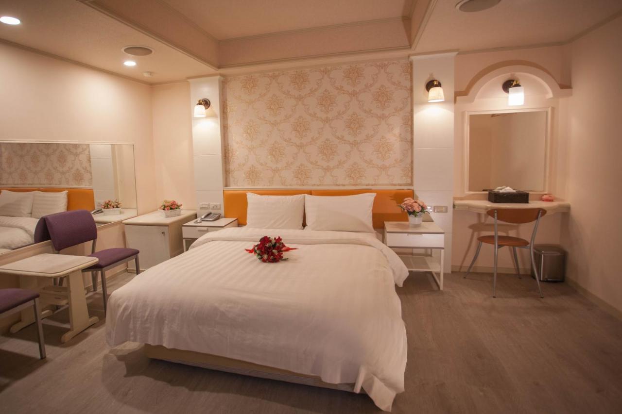 Showart Hotel Taipei Exterior photo